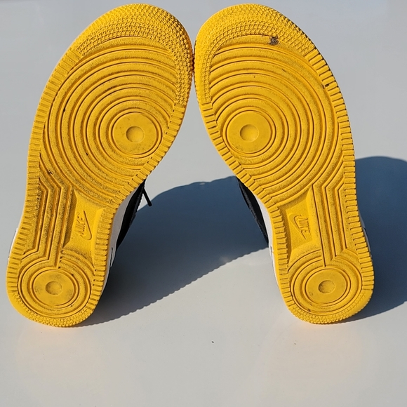 Rare Nike Air Force 1 Low Sneakers Size 8 Womens = 6.5Y Black Gold Charcoal - Picture 8 of 10